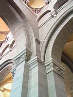 Le Puy en Velay, Cathedrale Notre Dame, Pilier (1)